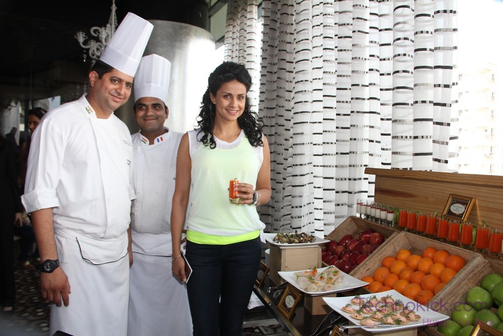 (L-R), Chef Prakash Lopez, Chef Prathamesh Gawade with Gul Panag at the FirstRun Application at SoFIT, Sofitel Mumbai BKC