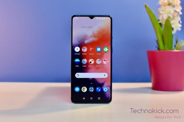 Oneplus-7T-Front-Design-AMOLED-Screen-Notch-696×464